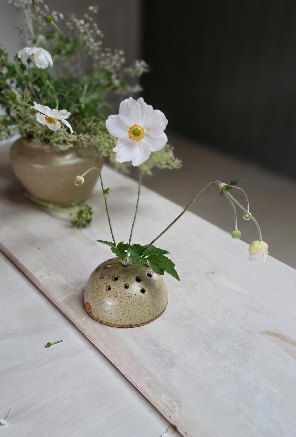 Flower Frog - Flax