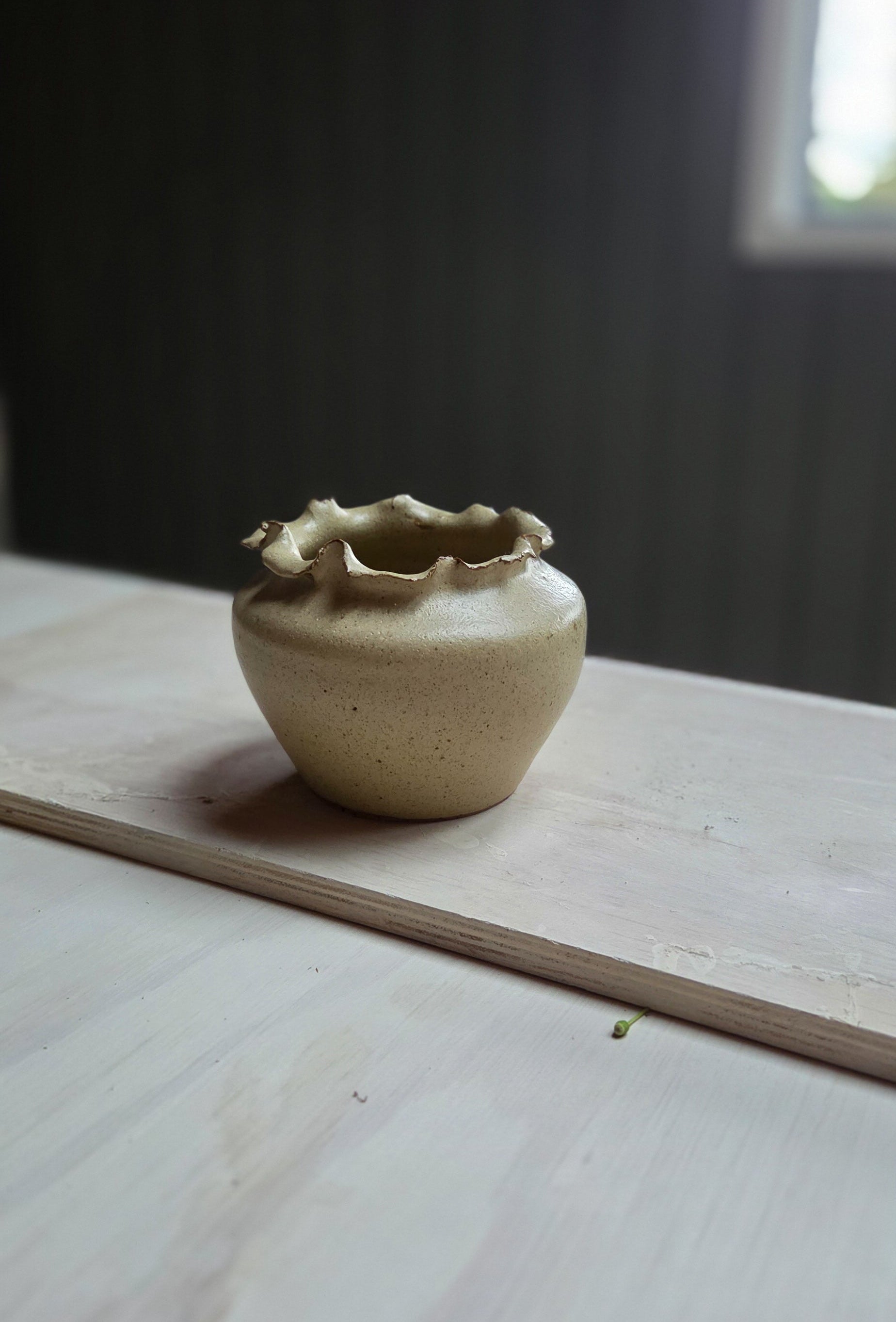 Ruffle Vase #2 - Flax