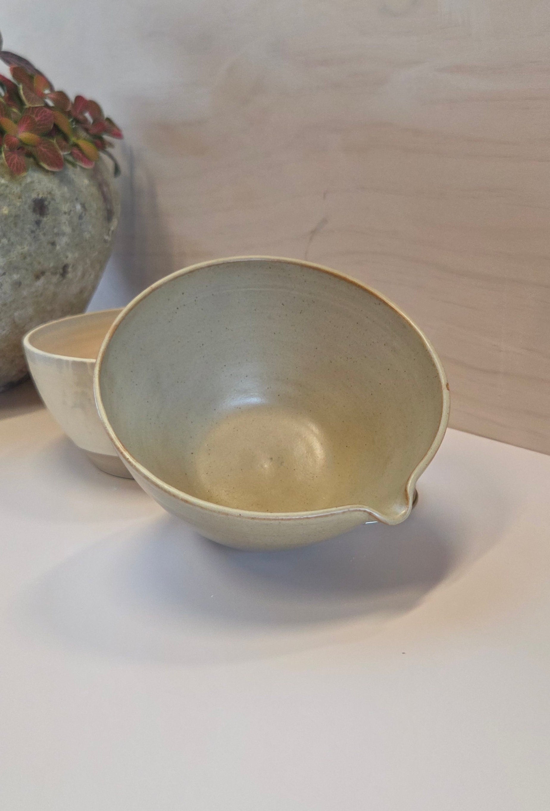 The Pourer Bowl - Flax