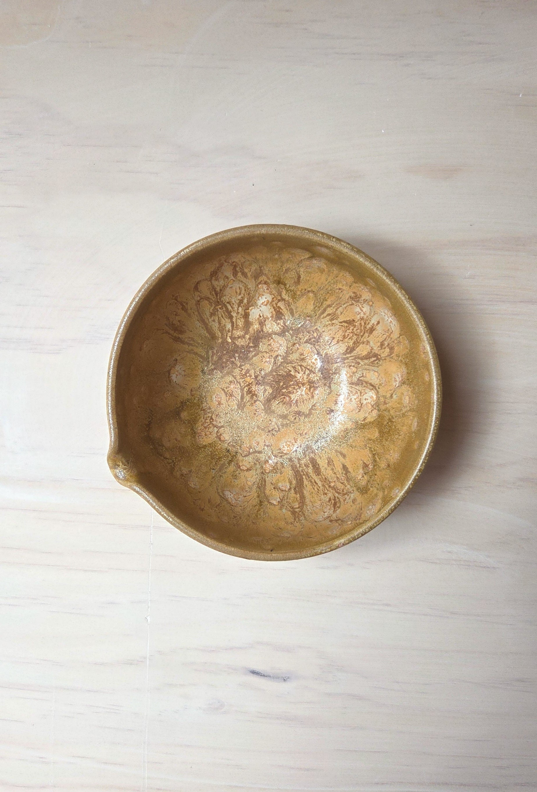 The Pourer Bowl - Burnished Honey