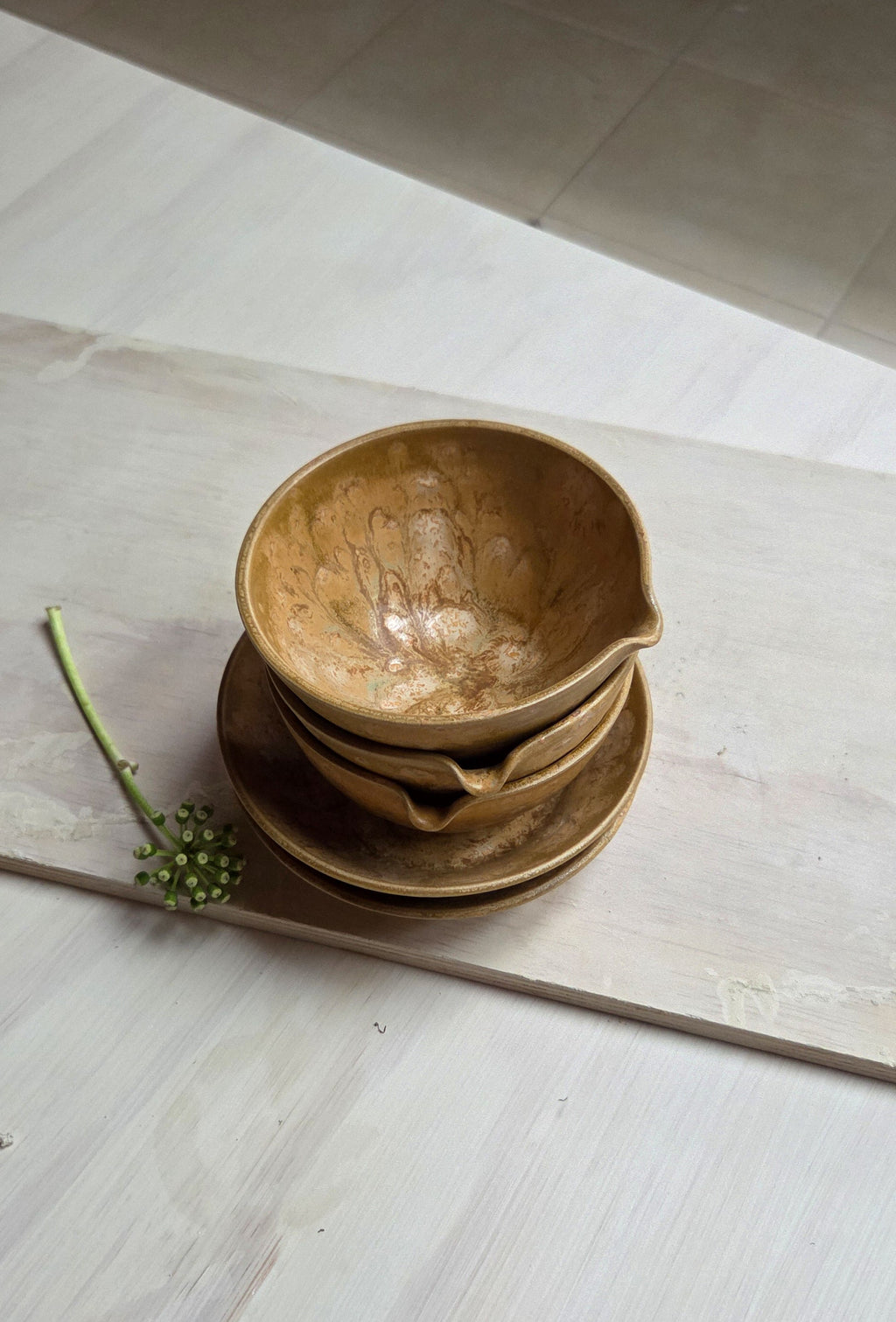 The Pourer Bowl - Burnished Honey