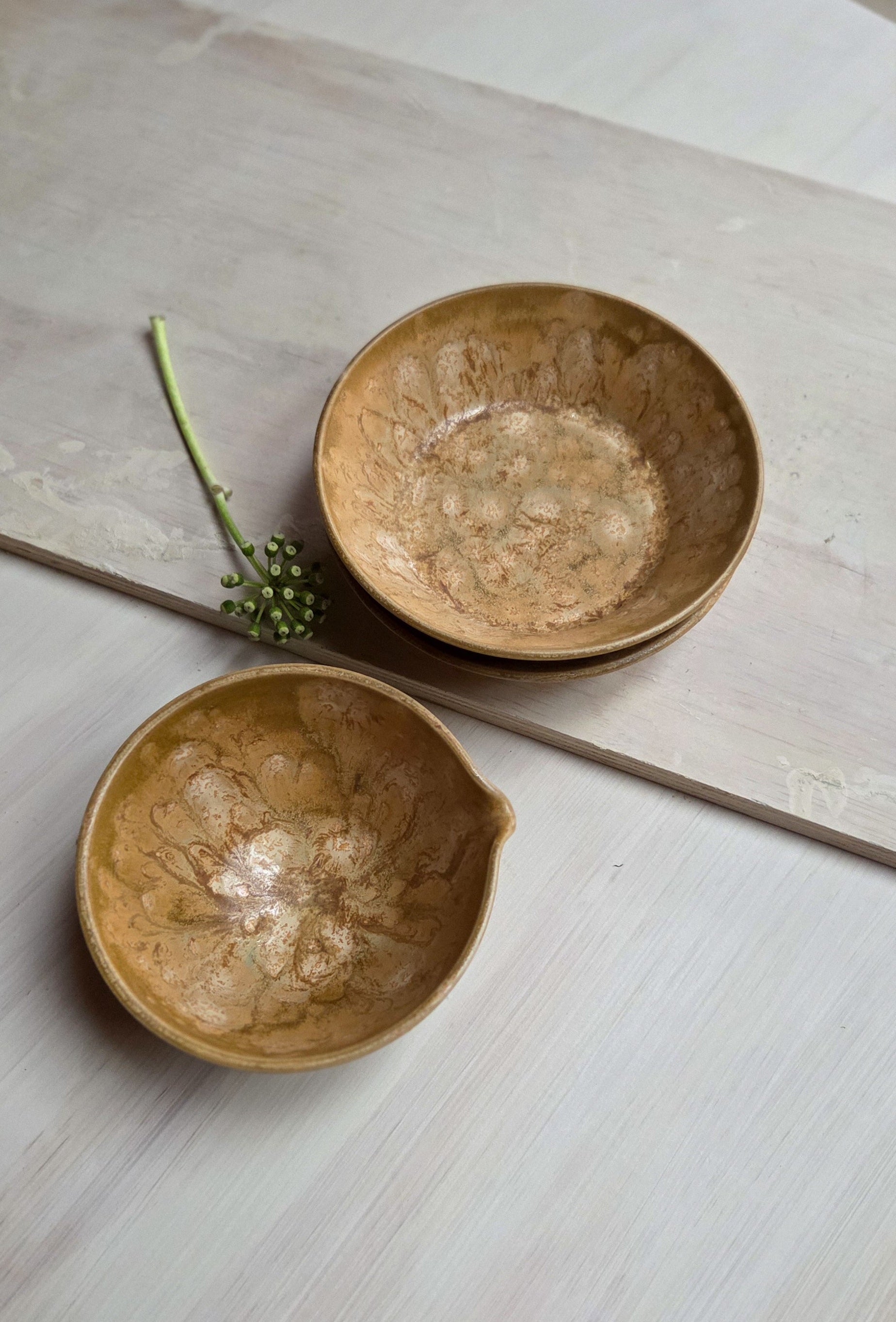 The Tapered Bowl - Burnished Honey